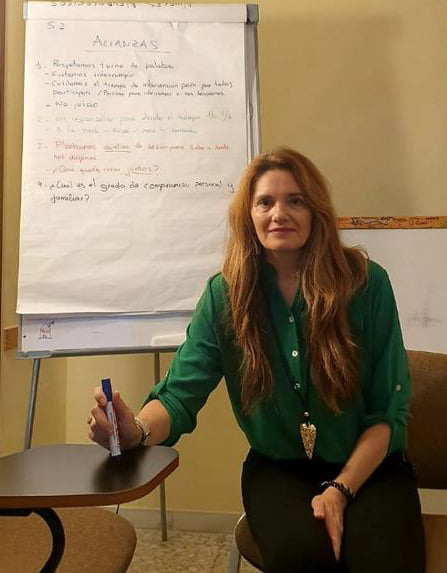 Elena Arribas, responsable de la atención al duelo en el COF